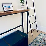 Stylish Flat Center شقة *