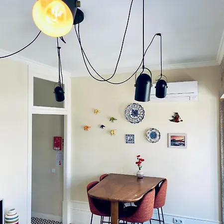 Stylish Flat Center *