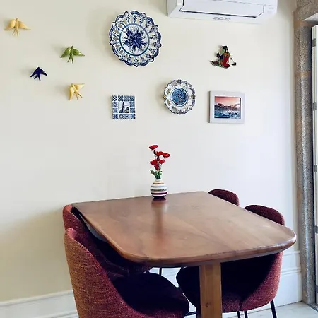 Stylish Flat Center *