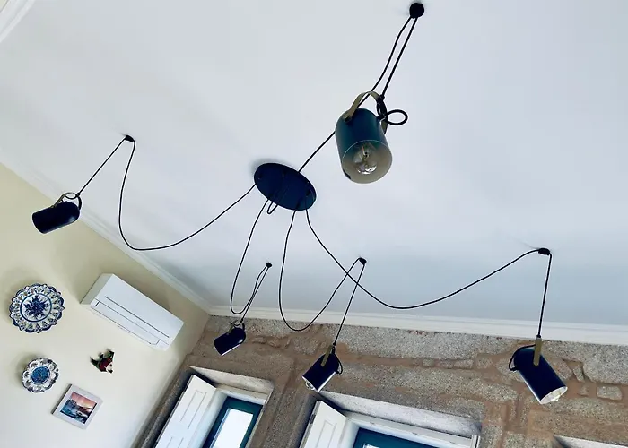 Stylish Flat Center *