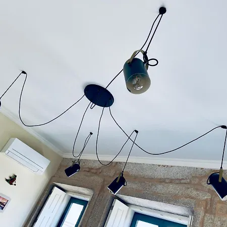 Stylish Flat Center *